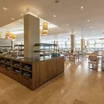Plavi Plava Laguna מלון