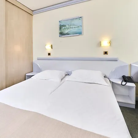 Plavi Plava Laguna 3* ポレッチ