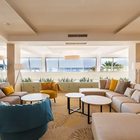 Plavi Plava Laguna 호텔 3*