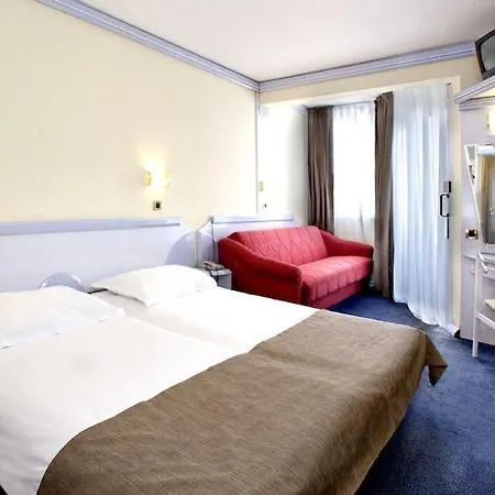 Hotel Plavi Plava Laguna 3*
