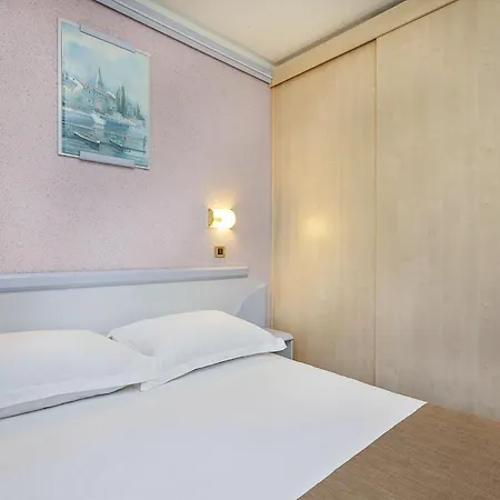 Plavi Plava Laguna 3* ポレッチ