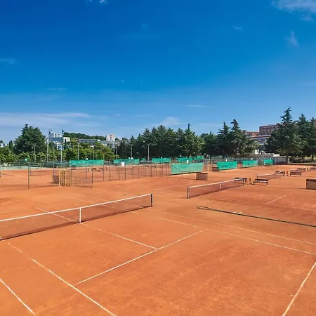 Ξενοδοχείο Plavi Plava Laguna Πόρετς