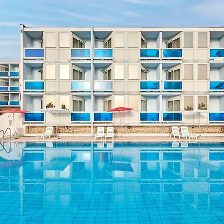 Plavi Plava Laguna Πόρετς