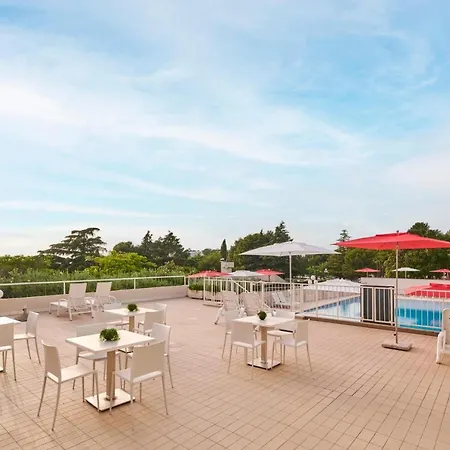 Plavi Plava Laguna Πόρετς