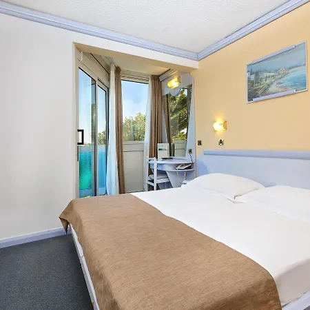 Plavi Plava Laguna Πόρετς