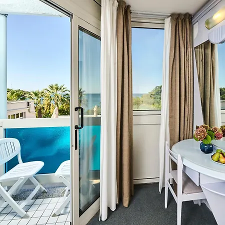 Plavi Plava Laguna 3* פורץ