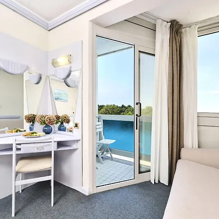 Plavi Plava Laguna 3* بوريتش