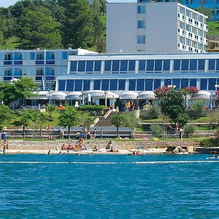 Plavi Plava Laguna פורץ