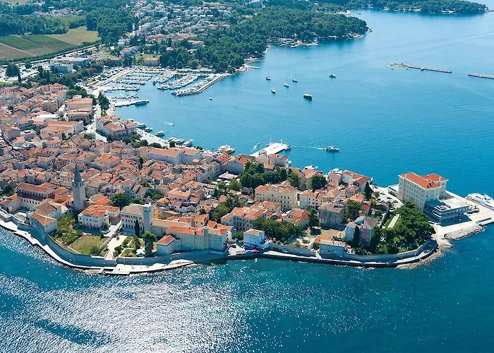 Plavi Plava Laguna Szálloda